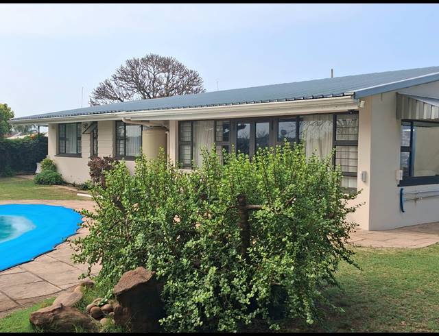 3 BEDROOM HOUSE FOR SALE IN BLUFF